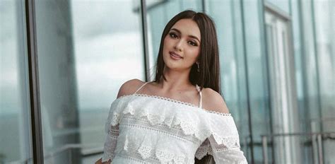 Ahtisa Manalo Age, Biography Height, Father, Images & More.
